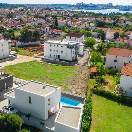 Modern Ol&ju For 9 Persons In Only 1.5 Km From The With Pool Heating * Pula