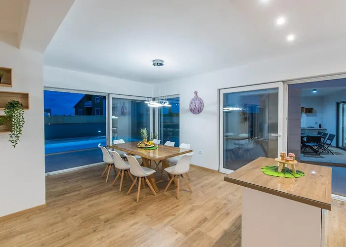 Modern Ol&ju For 9 Persons In Only 1.5 Km From The With Pool Heating Willa *