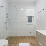 Vila Modern Ol&ju For 9 Persons In Only 1.5 Km From The With Pool Heating