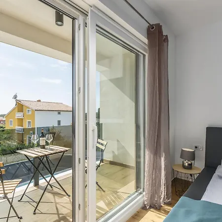 Modern Ol&ju For 9 Persons In Only 1.5 Km From The With Pool Heating Villa