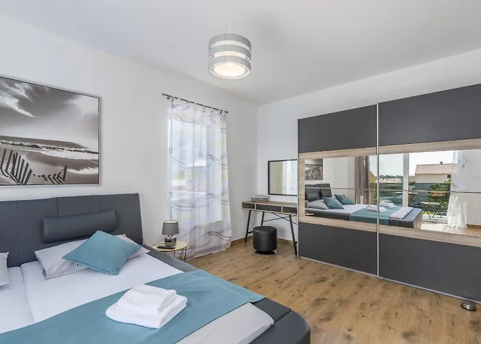 Modern Ol&ju For 9 Persons In Only 1.5 Km From The With Pool Heating Вилла *